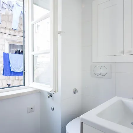Presidential - Central Royal Palace - Old Town Apartment