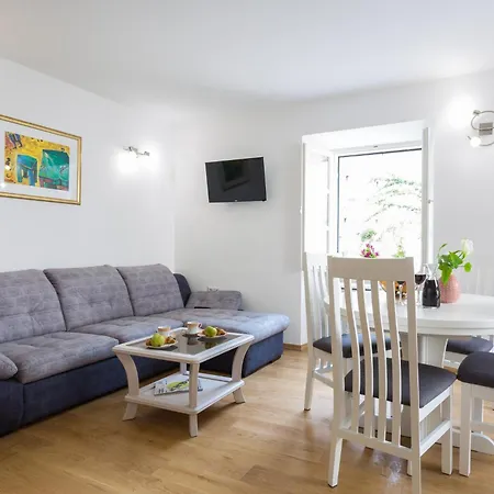 Apartment Presidential - Central Royal Palace - Old Town *